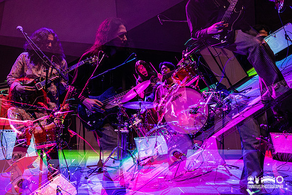 Minami Deutsch in concert