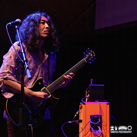 Minami Deutsch in concert