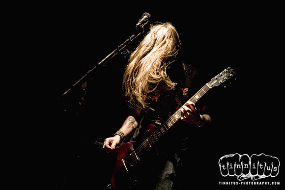 Black Pyramid in concert
