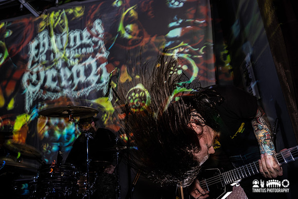 Chained to the Bottom of the Ocean in concert