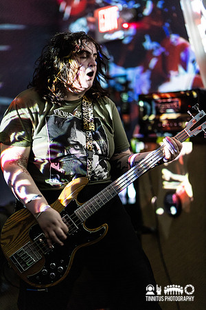 Chained to the Bottom of the Ocean in concert