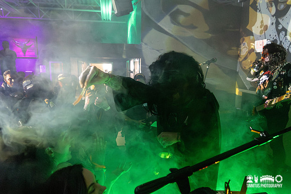 Acid Witch in concert