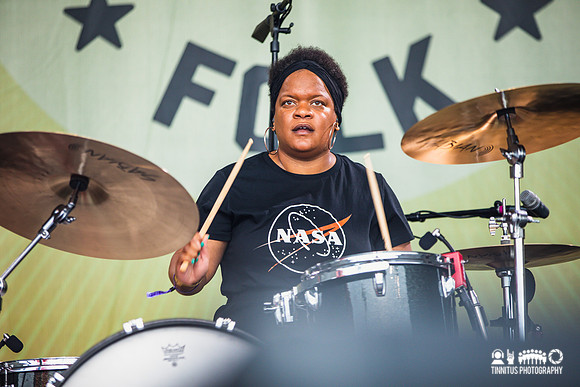 Yola in concert