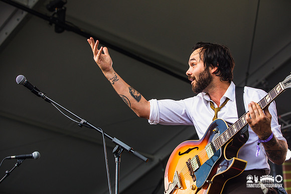 Shakey Graves in concert
