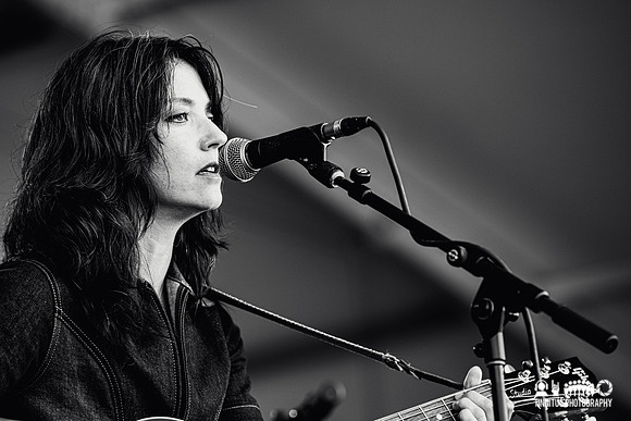 Sharon Van Etten in concert