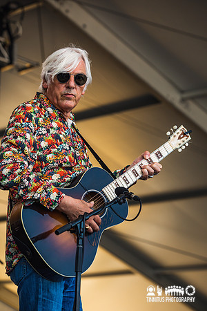 Emma Swift and Robyn Hitchcock in concert