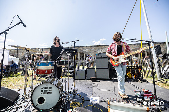 Illiterate Light in concert