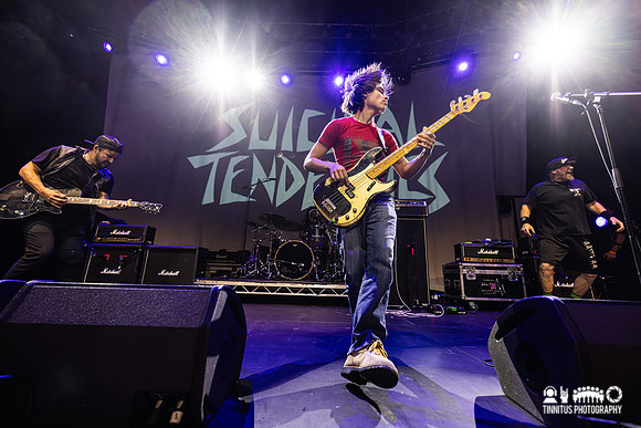 Suicidal Tendencies in concert