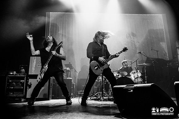 Corrosion of Conformity in concert