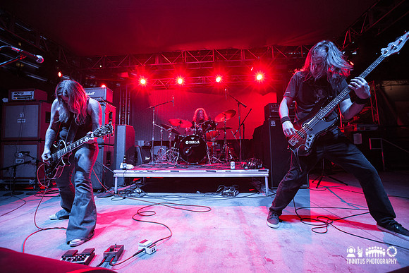 Acid King in concert