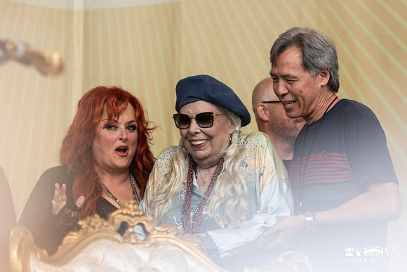 Joni Mitchell in concert