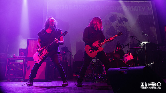 Corrosion of Conformity in concert