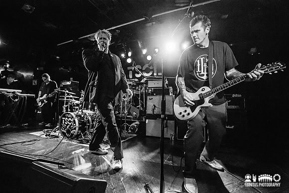 TSOL in concert