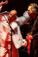 James in concert
