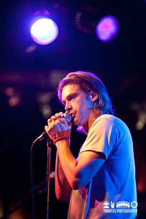 Bronson Arroyo performs at the Hot Stove/Cool Music charity even