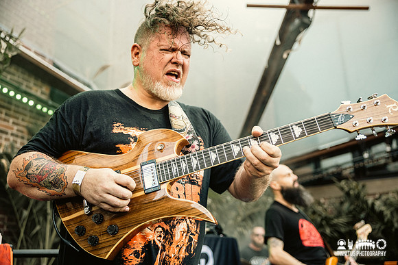 Gozu in concert