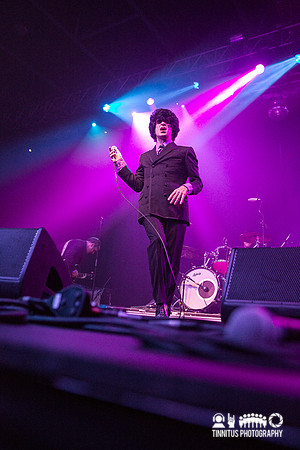 The Make-Up in concert at ATP's I'll Be Your Mirror festival