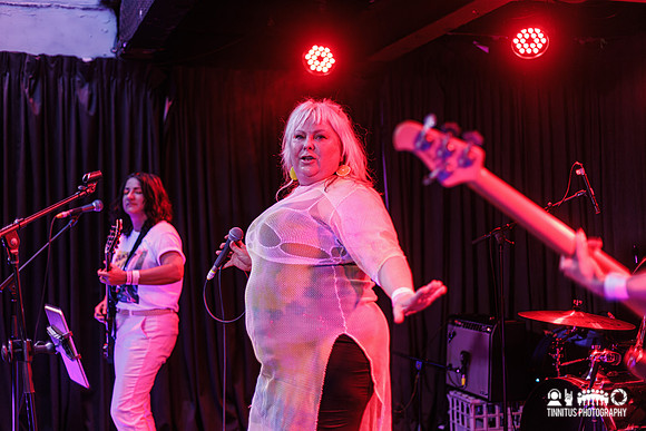 Plaster of Paris in concert