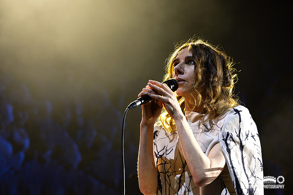 PJ Harvey in concert