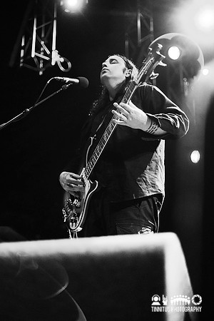 Om in concert