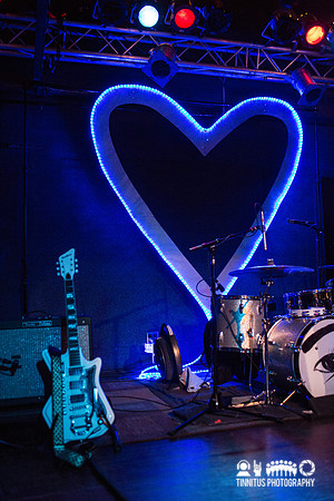 Dum Dum Girls in concert