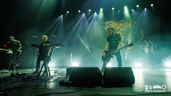 Slowdive in concert