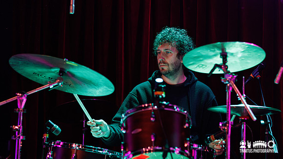 Sluice in concert