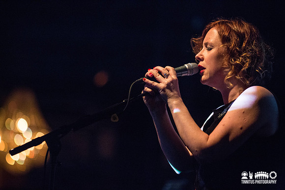 Slowdive in concert