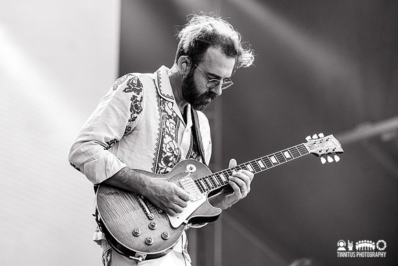 Young The Giant in concert