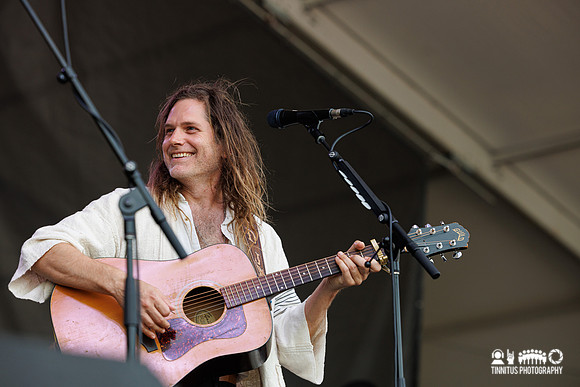 Bonny Light Horseman in concert