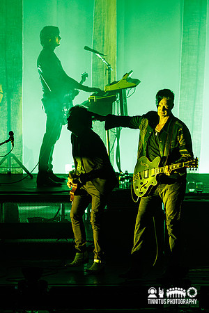 Queens of the Stone Age in concert