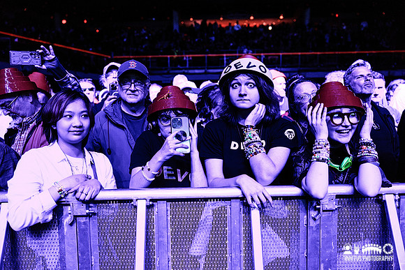 Devo in concert