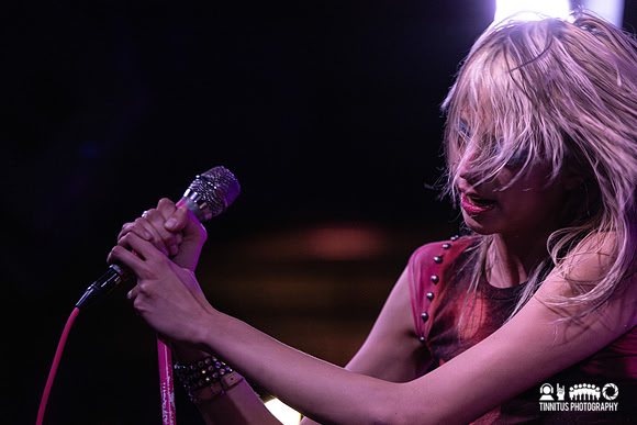 Starcrawler in concert
