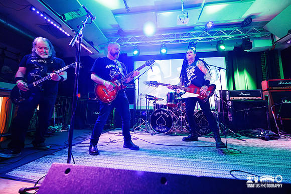Iron Fisted in concert