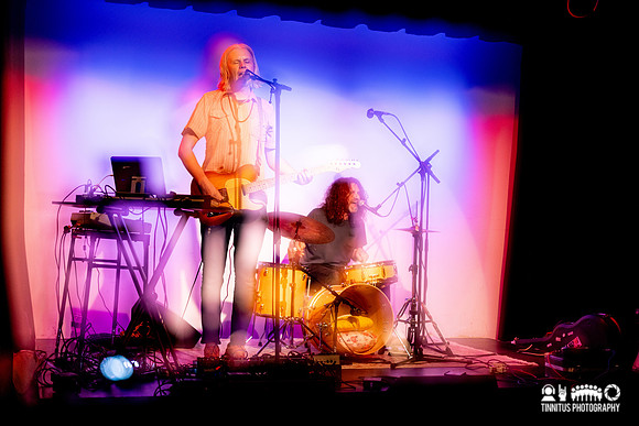 The Folk Implosion in concert