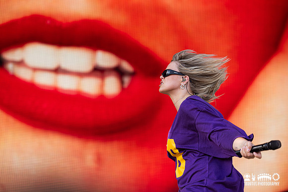 Renee Rapp in concert