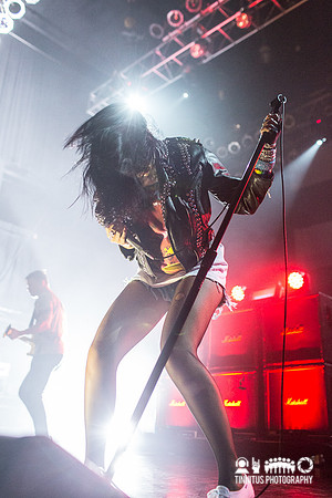 Sleigh Bells in concert