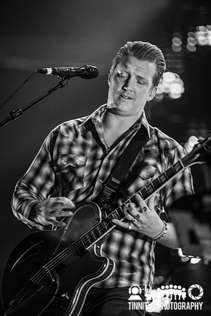 Queens Of The Stone Age in concert