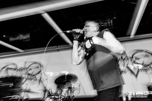 The Dwarves in concert