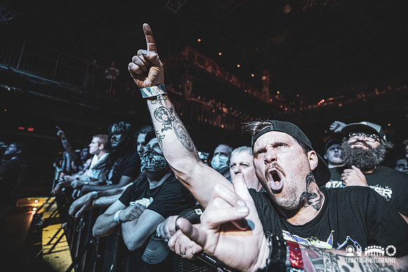 7 Seconds in concert