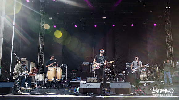 Phosphorescent in concert