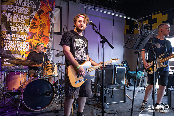 Hello Whirled in concert