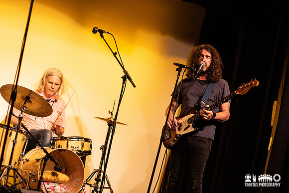The Folk Implosion in concert