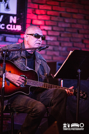 Alvarius B. in concert