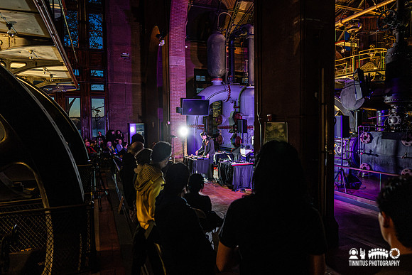 Cryptwarbler in concert