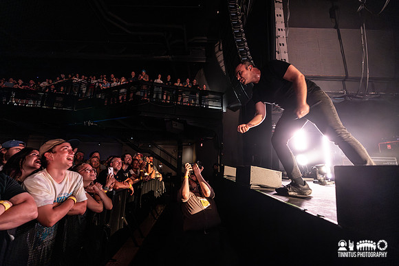 Future Islands in concert