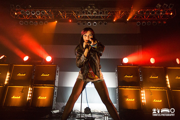 Sleigh Bells in concert