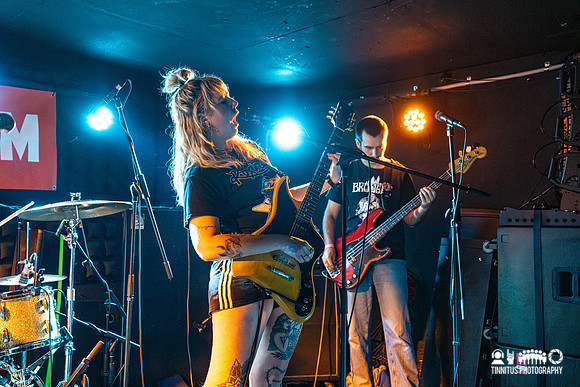 Blonde Revolver in concert