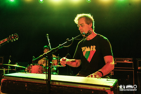 Oneida in concert
