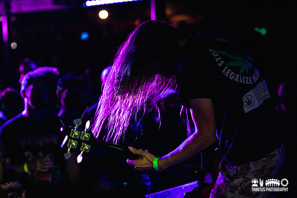 Belzebong in concert